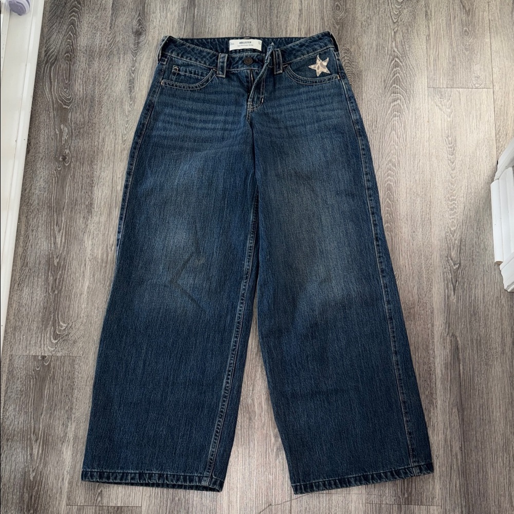 Hollister Dark Blue Wide-Leg Jeans with Star Patch